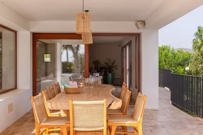 Luxury Villa Photo #30