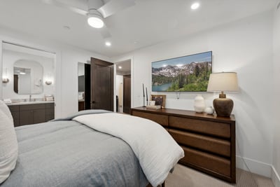 Luxury Villa Photo #22