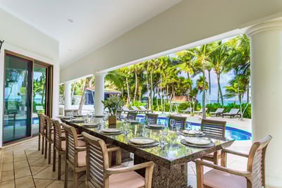 Luxury Villa Photo #16
