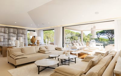 Luxury Villa Photo #5