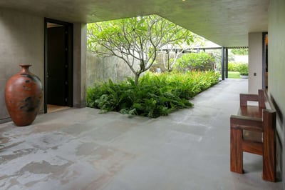 Luxury Villa Photo #15