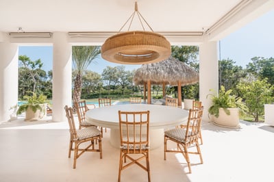 Luxury Villa Photo #32