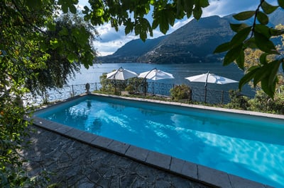 Luxury Villa Photo #60