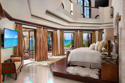 Luxury Villa Photo #30