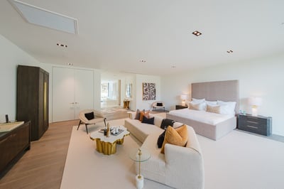 Luxury Villa Photo #27