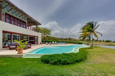 Luxury Villa Photo #5