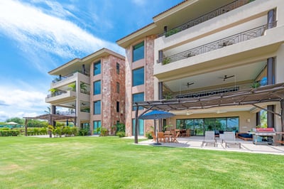Luxury Villa Photo #3