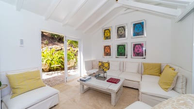 Luxury Villa Photo #19