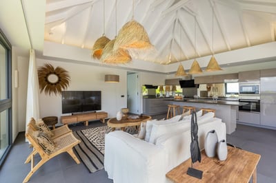 Luxury Villa Photo #12
