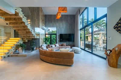 Luxury Villa Photo #16