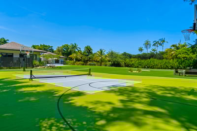 Luxury Villa Photo #18