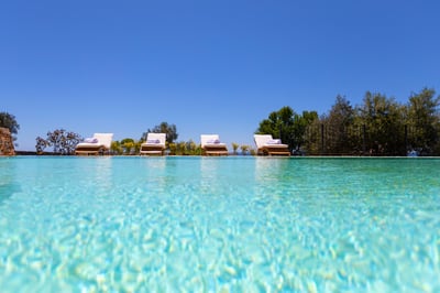 Luxury Villa Photo #6