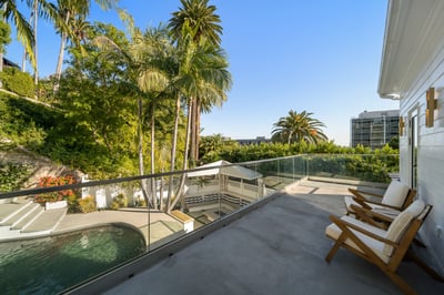 Luxury Villa Photo #18
