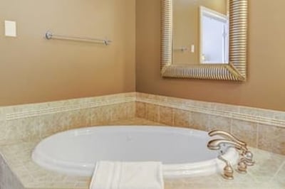 Luxury Villa Photo #28
