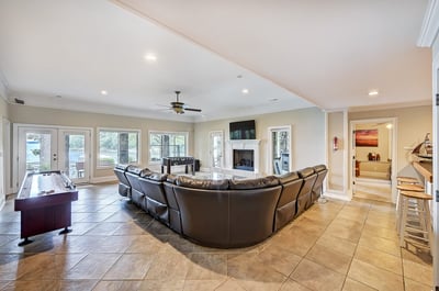 Luxury Villa Photo #22