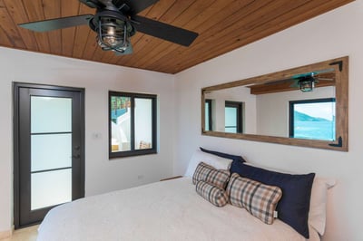 Luxury Villa Photo #43