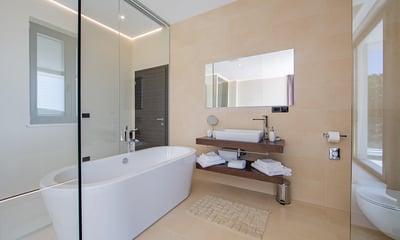 Luxury Villa Photo #43