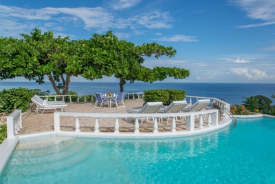 Luxury Villa Photo #2