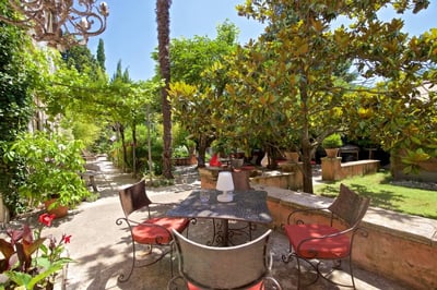 Luxury Villa Photo #6