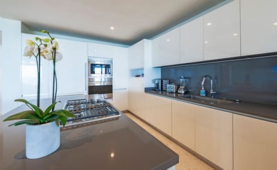 Luxury Villa Photo #24