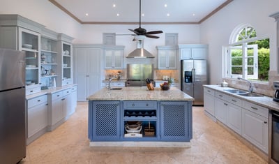 Luxury Villa Photo #5