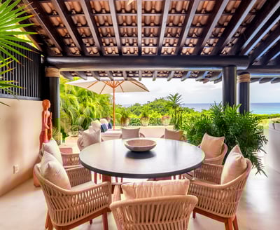 Luxury Villa Photo #5