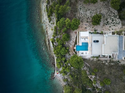 Luxury Villa Photo #3