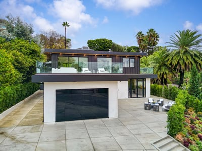 Luxury Villa Photo #12