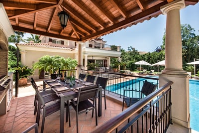 Luxury Villa Photo #9