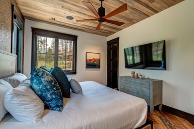 Luxury Villa Photo #22