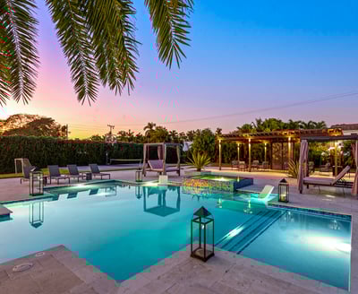 Luxury Villa Photo #6