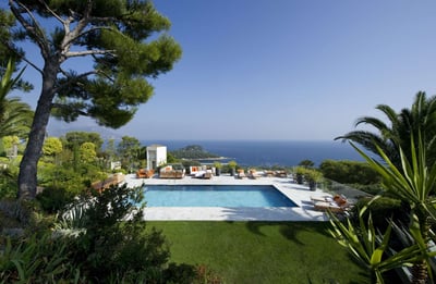 Luxury Villa Photo #4