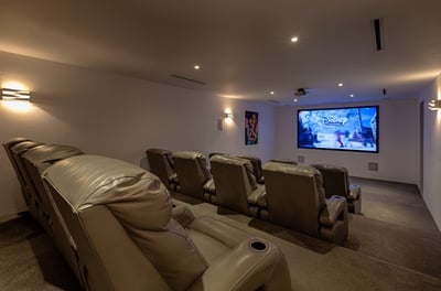 Luxury Villa Photo #22