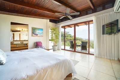 #5. King Bed, Ceiling Fans, Balcony, AC, Ocean Views, Ensuite Bathroom.