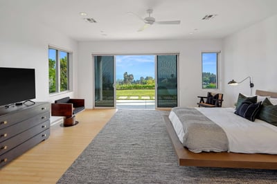 Luxury Villa Photo #21