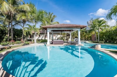 Luxury Villa Photo #44