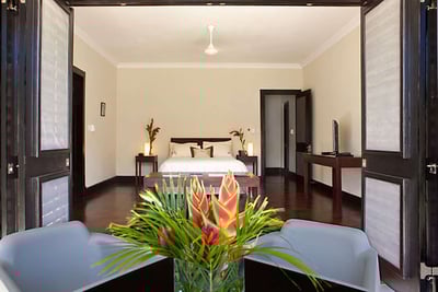 Luxury Villa Photo #17