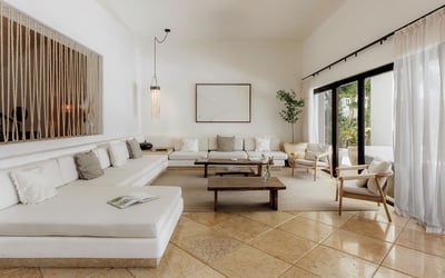 Luxury Villa Photo #20