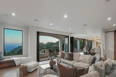 Luxury Villa Photo #8