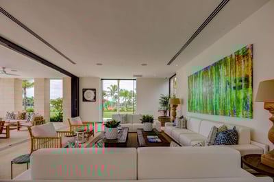 Luxury Villa Photo #26