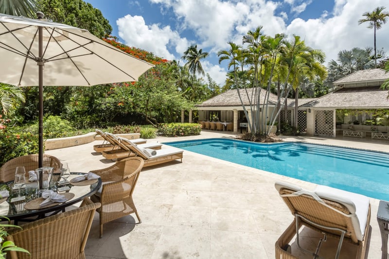 Bluff House and Cottage