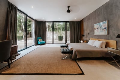 Luxury Villa Photo #33