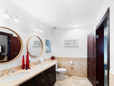 Luxury Villa Photo #20