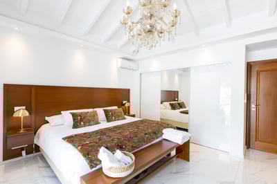 Luxury Villa Photo #38