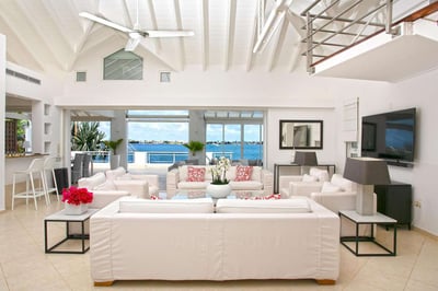 Luxury Villa Photo #16