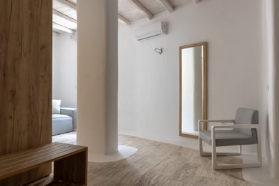 Luxury Villa Photo #15