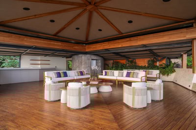 Luxury Villa Photo #8