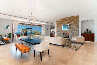 Luxury Villa Photo #13