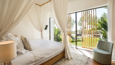 Luxury Villa Photo #26
