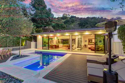 Luxury Villa Photo #4